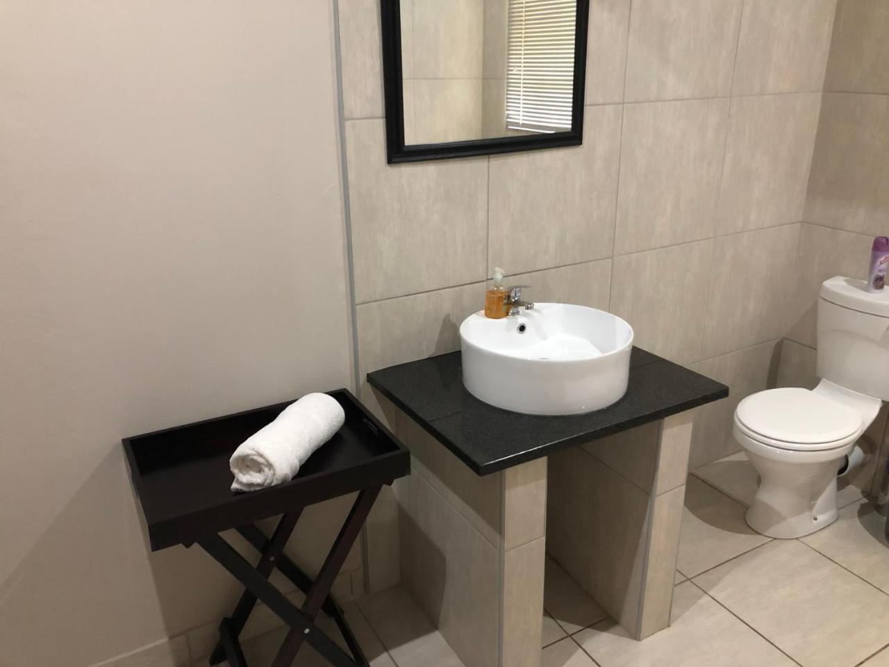 קמפטון פארק Big "5" Guesthouse מראה חיצוני תמונה